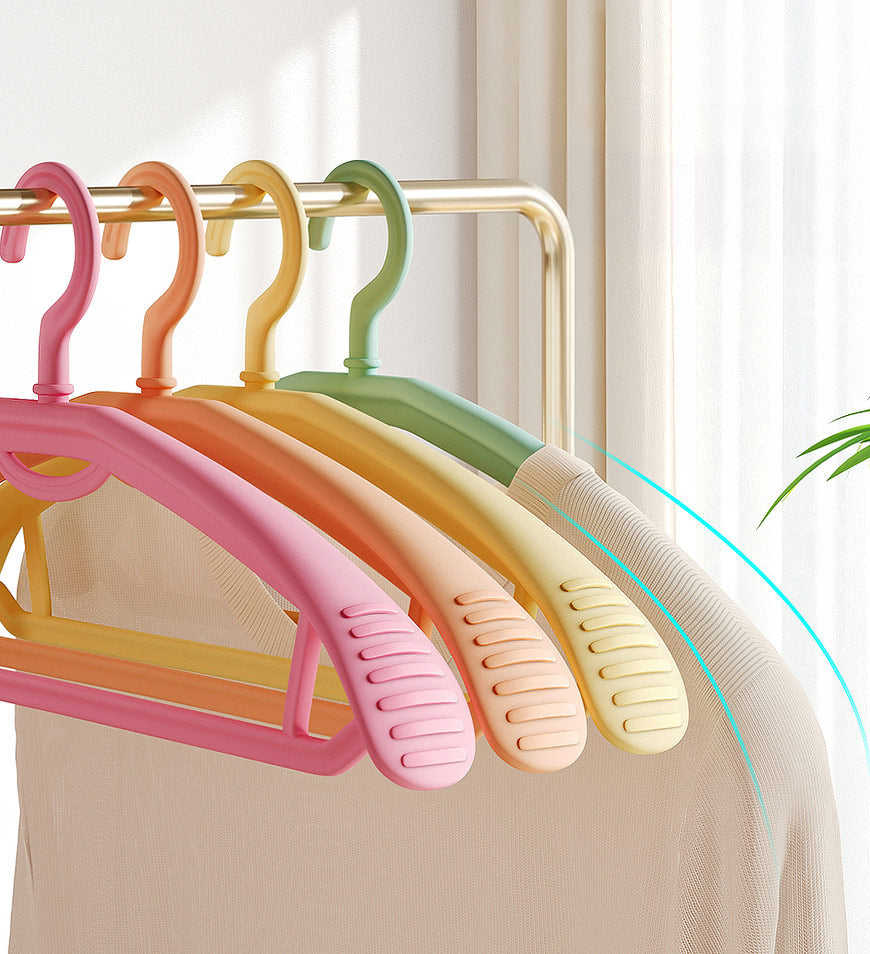 Moonval Non-Slip Space-Saving Hangers, Rainbow Color Clothes Hangers for Closet Organization