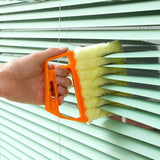 Moonval 7-Slat Cleaning Brush, Microfiber Duster for Blinds, Window Rails & Air Vents