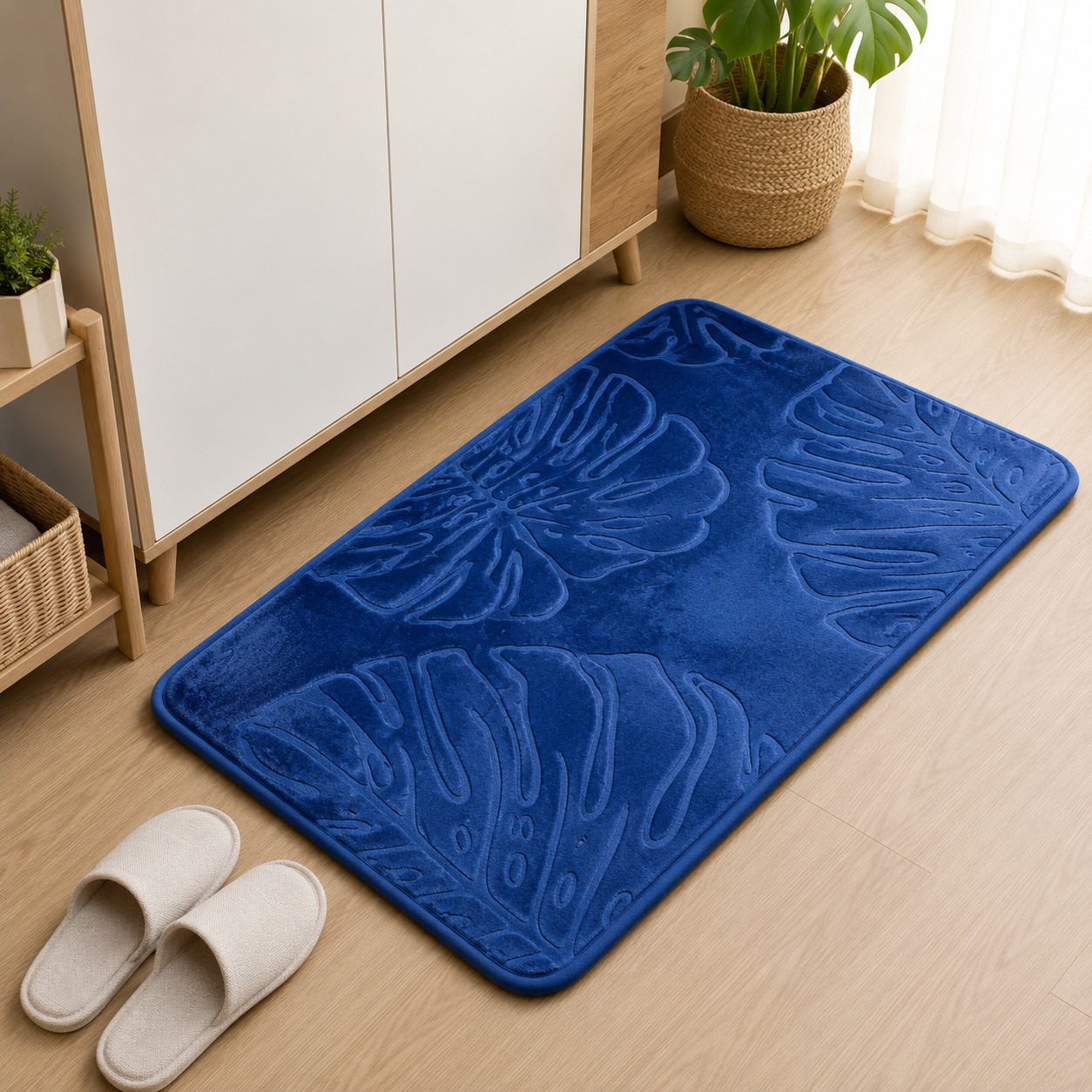 Moonval Absorbent Bath Mat, Leaf-Shaped Quick-Dry Non-Slip Rug for Bathroom, Kitchen & Entryway