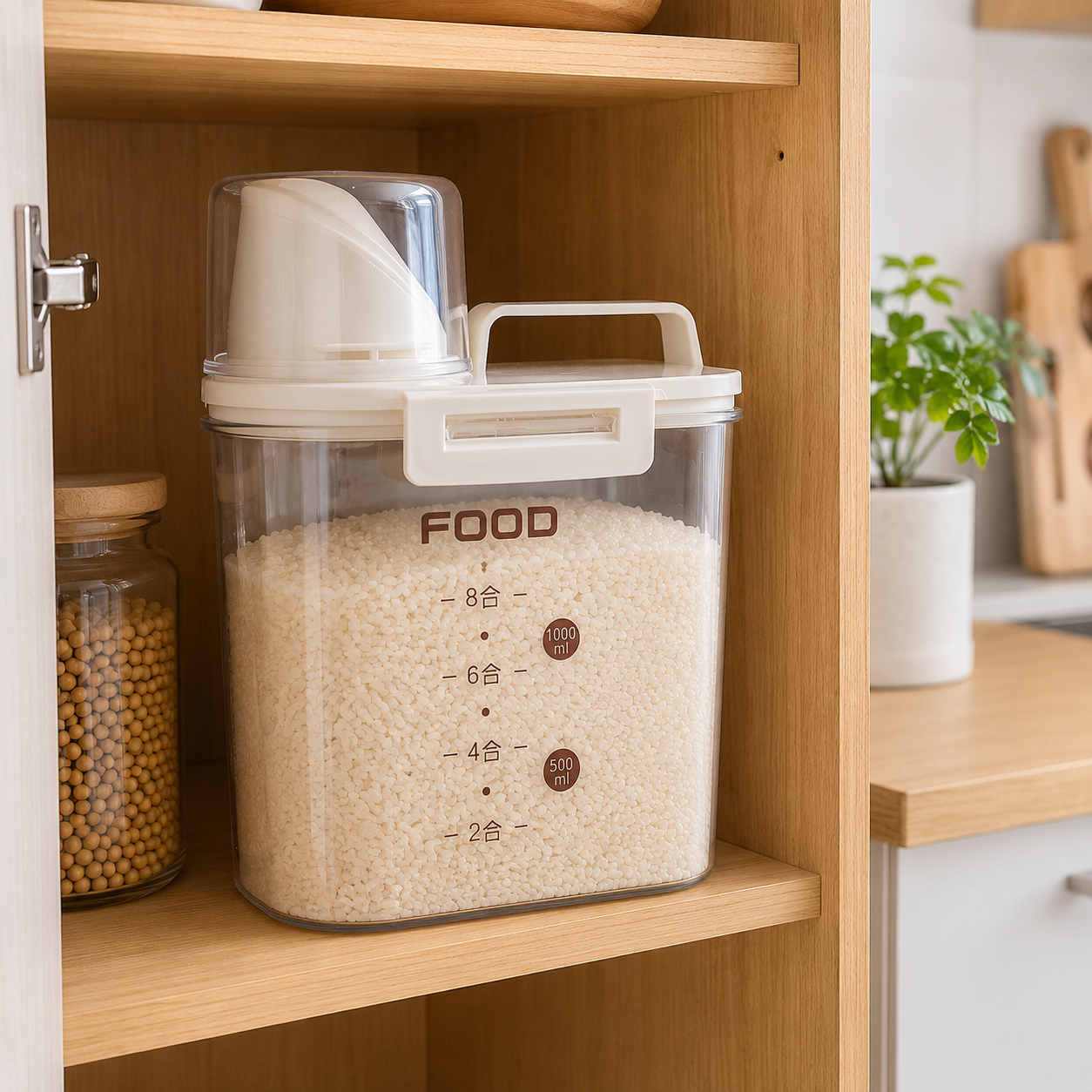 Moonval 1600ml Food Storage Container, Airtight Kitchen Storage Box for Dry Food & Meal Prep