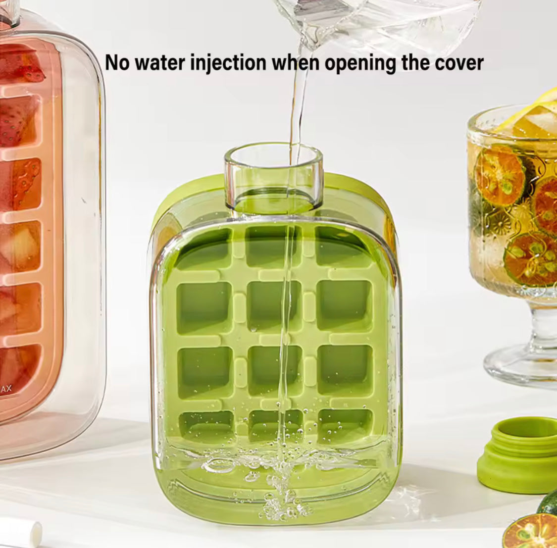 Moonval 2-in-1 Ice Cube Water Bottle, 500ml Leakproof Bottle with Built-In Ice Cube Tray