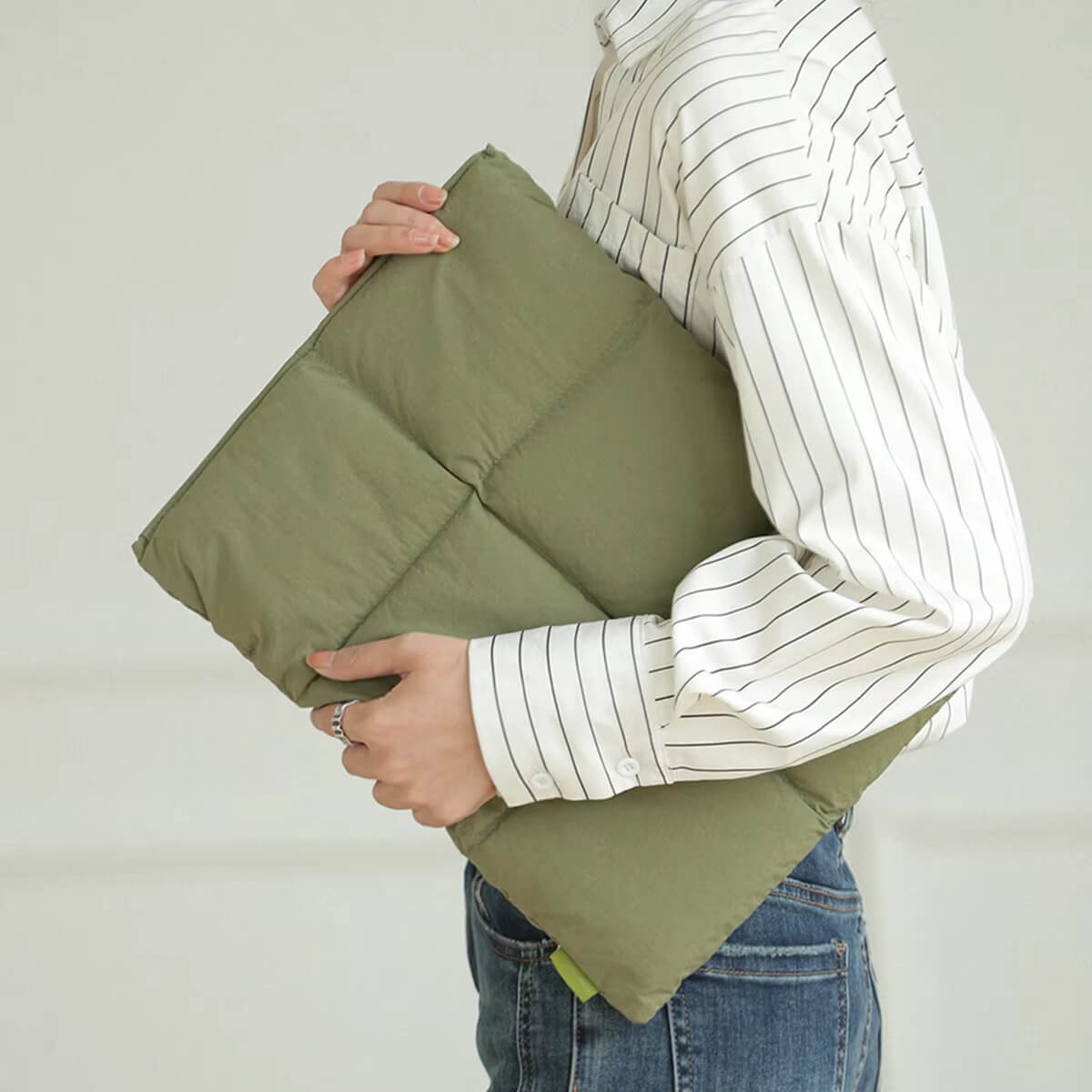 Moonval Puffy Laptop Sleeve, Quilted Protective Laptop Case with Soft Padded Interior