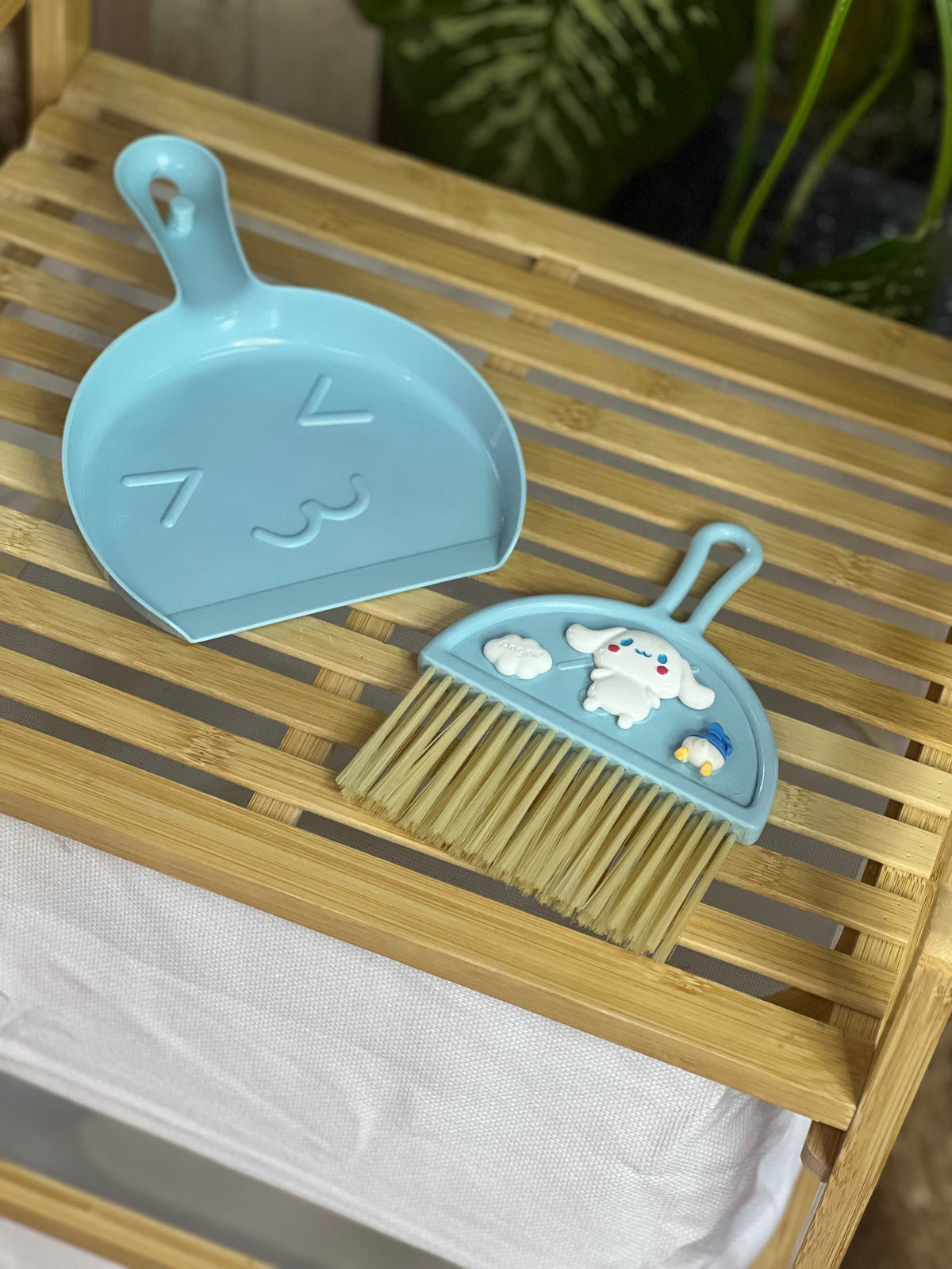 Moonval Mini Desktop Dustpan & Brush Set, Cute Sanrio-Inspired Desk Cleaning Brush
