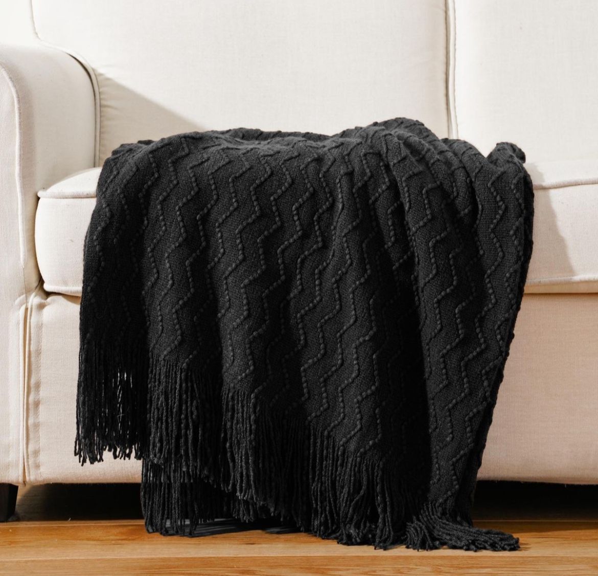 Moonval Knitted Throw Blanket, Soft Decorative Sofa & Bed Blanket with Fringe Tassels