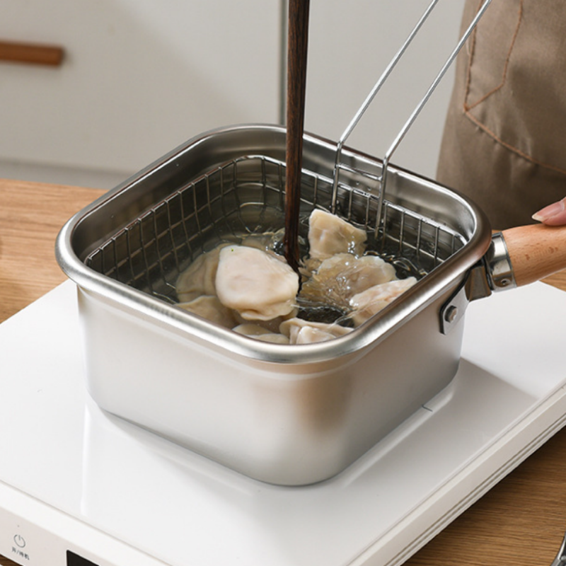 Moonval Multifunctional Stainless Steel Fryer Pot Set with Basket, Steamer Rack & Lid